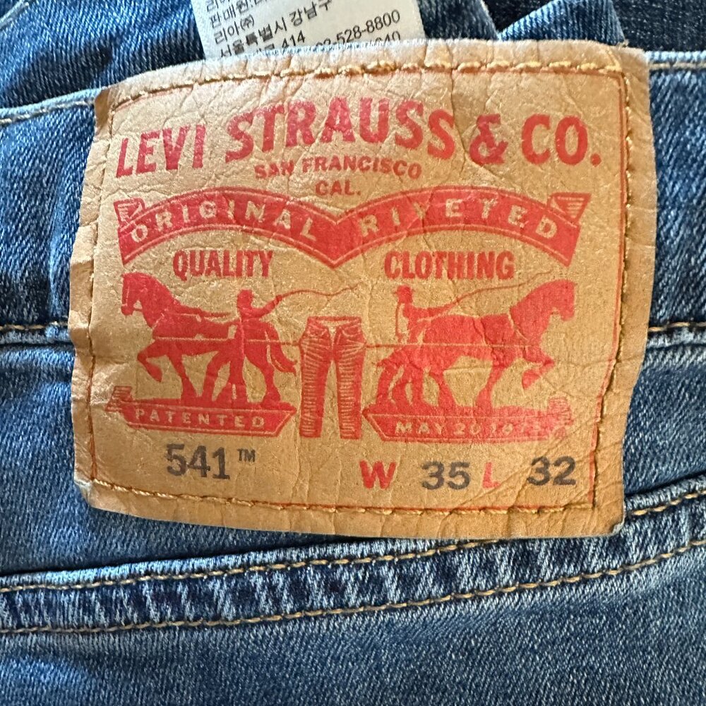 Levi 541 jeans - athletic taper fit 35x32